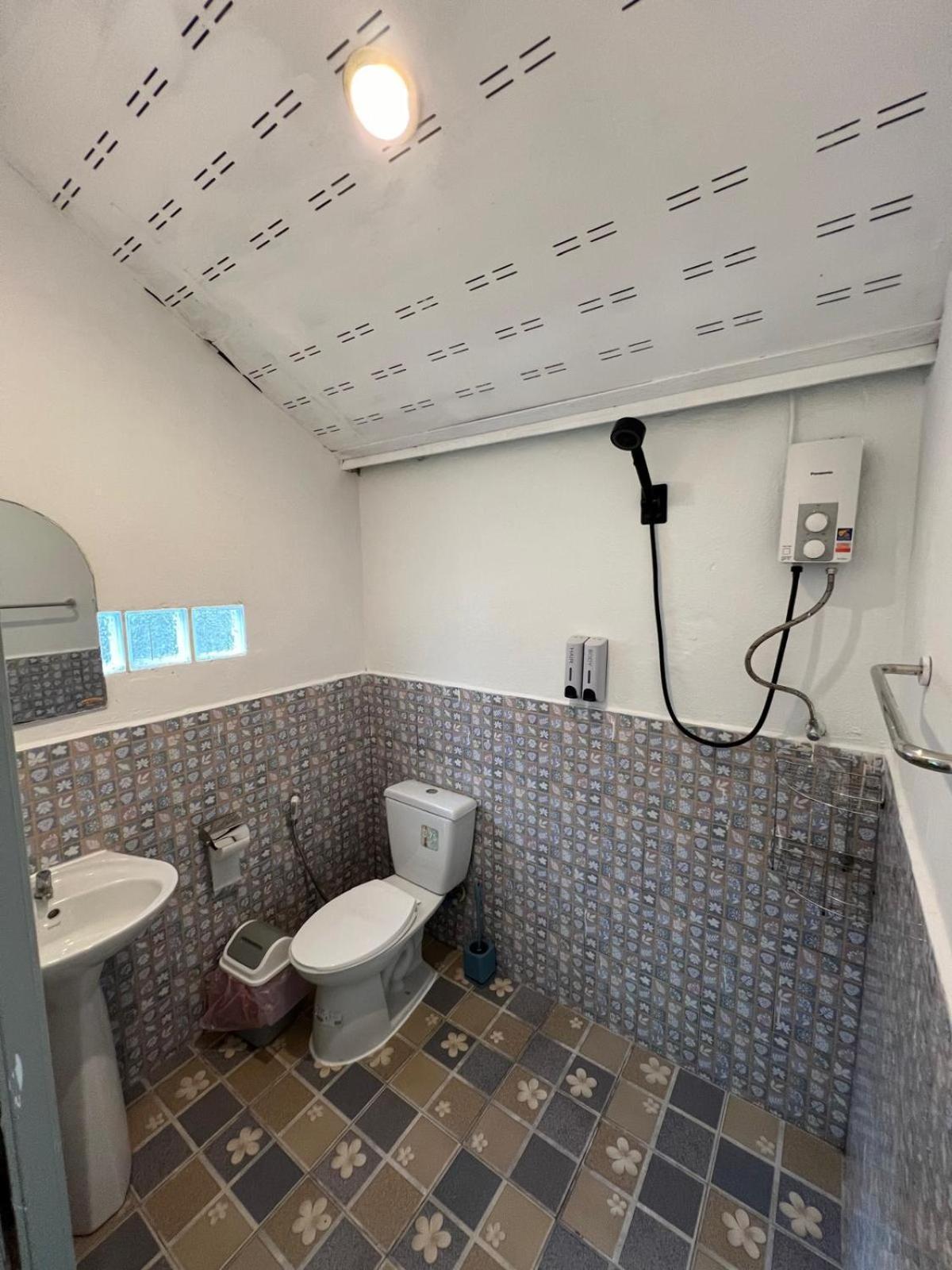 ホテル Janzo House Ban Khlong Mat エクステリア 写真